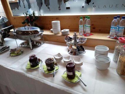 Hotel-Heinz-Plauen__handgemachte-Marmeladen-zum-Fruehstueck__500x375